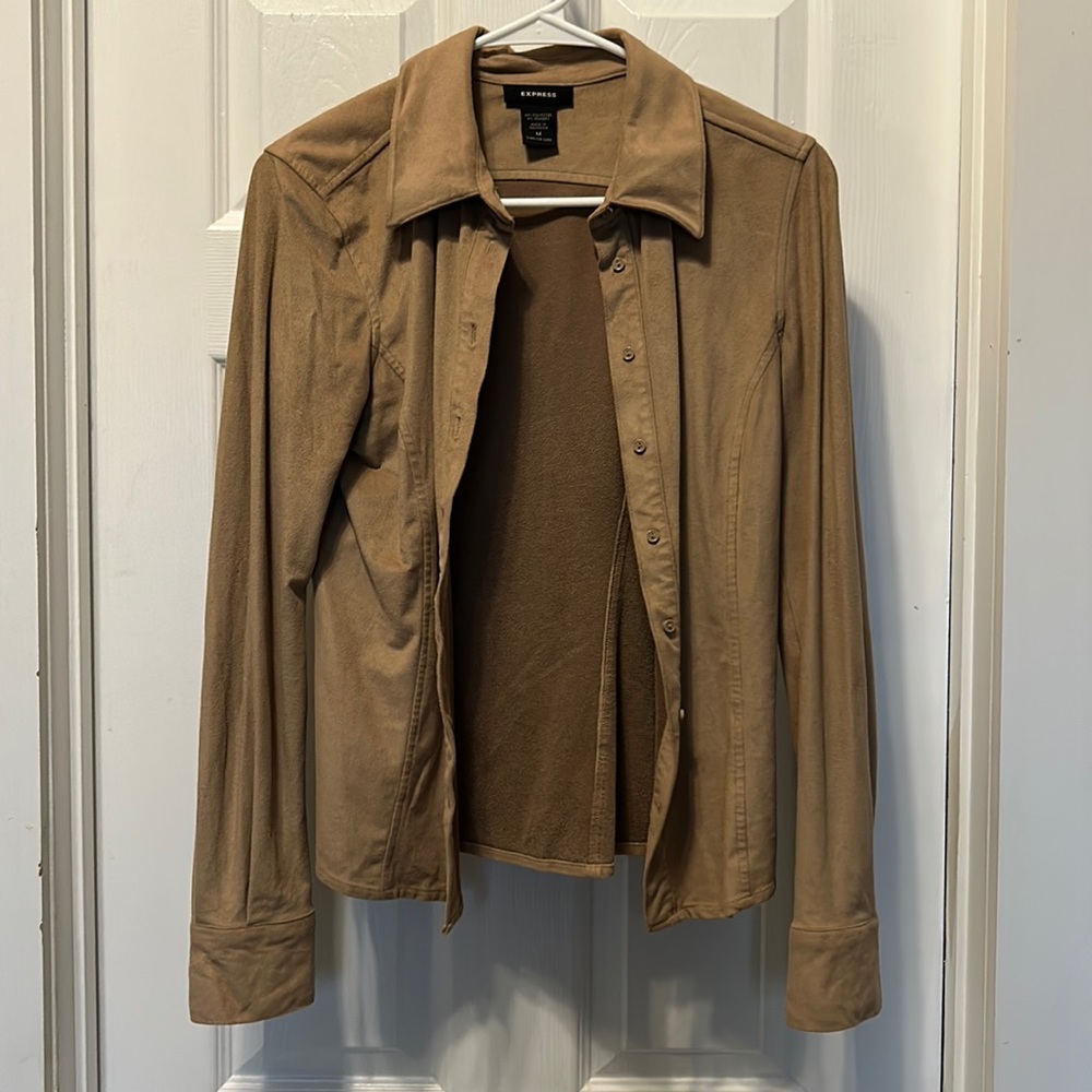 Express button down faux suede (M)